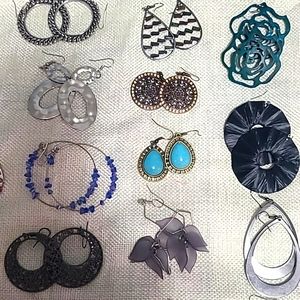 Paparazzi Earrings  50!!! Pairs